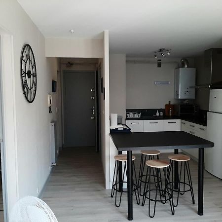 Appartement Confortable En Plein Centre De Saint-Jean-De-Luz, A Deux Pas De La Plage Et Des Commerces - Fr-1-239-586 ภายนอก รูปภาพ